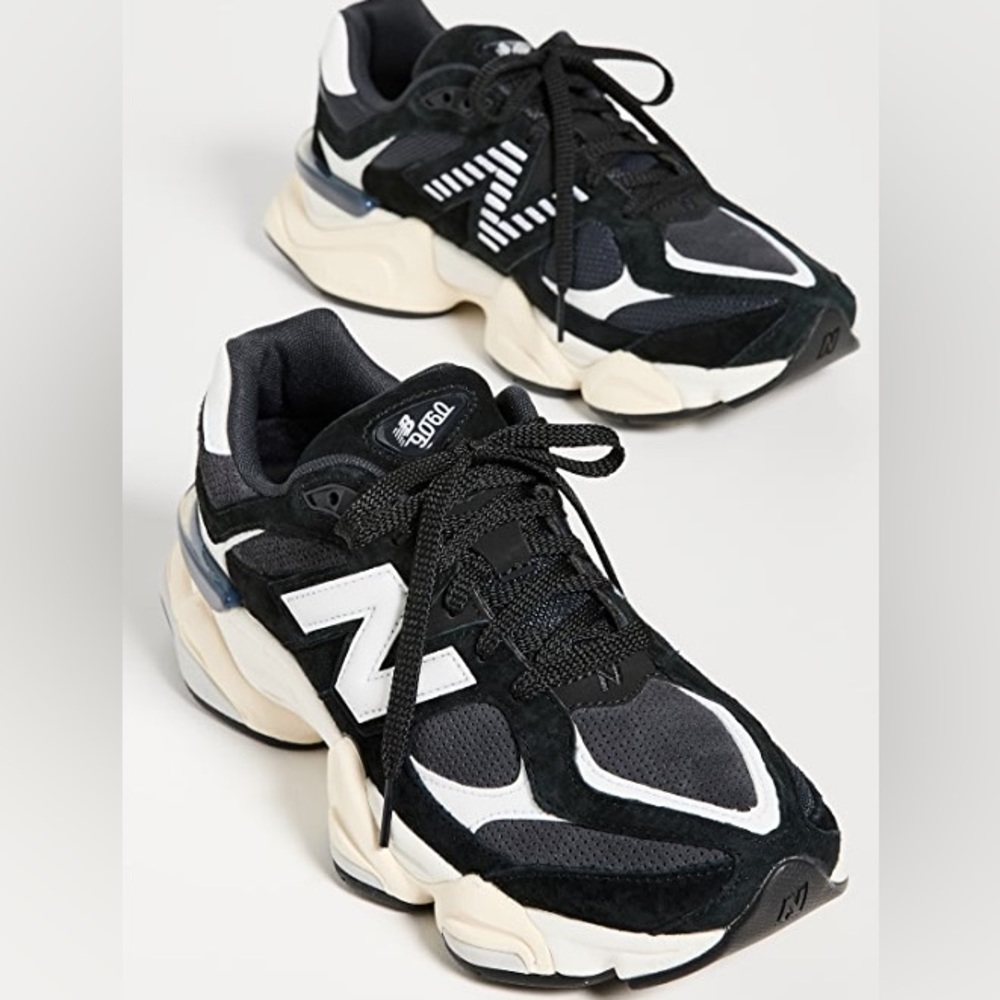 New Balance 9060 low-top sneakers | Size 9